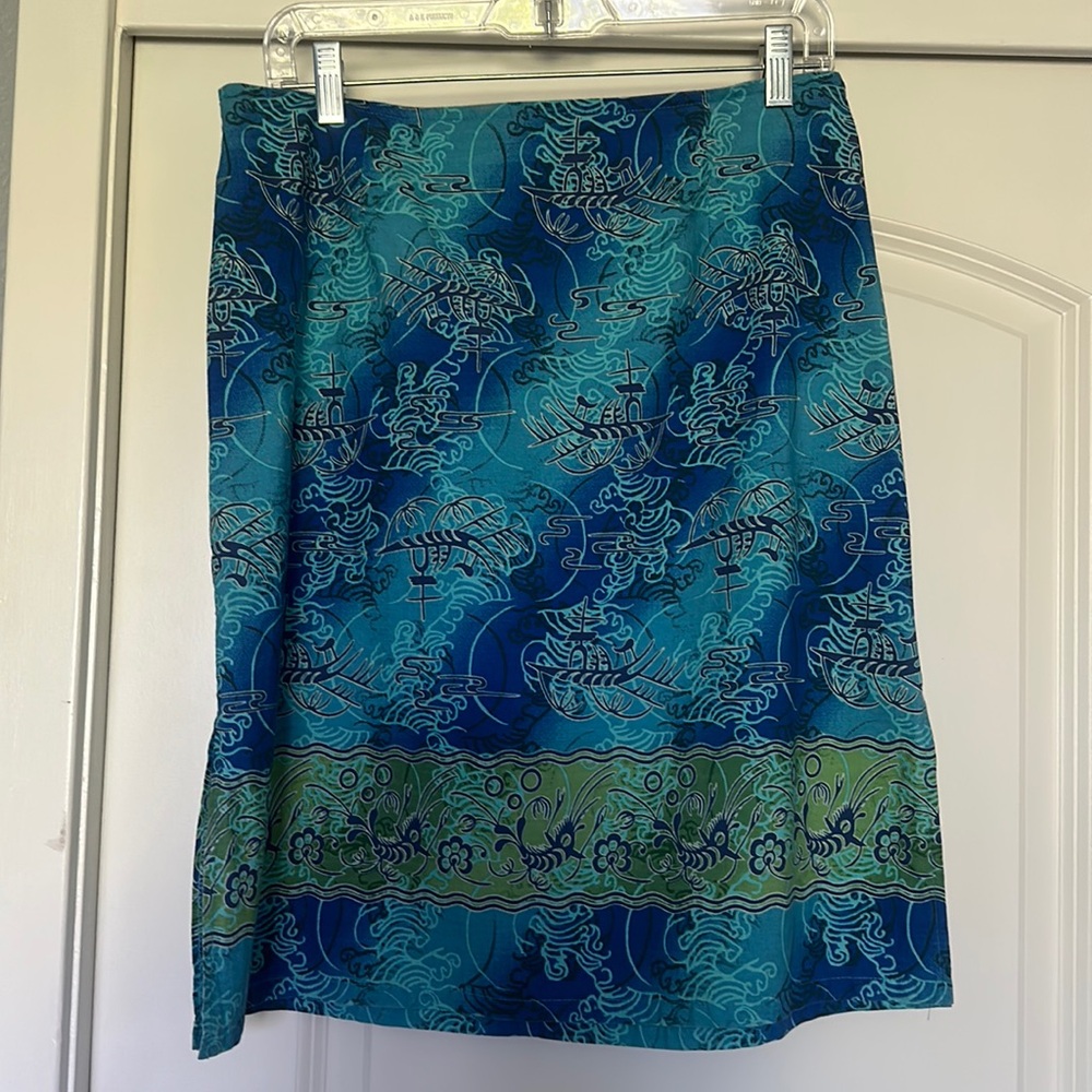 Sideout skirt